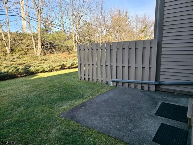 173 Castle Ridge Drive, East Hanover Twp., NJ 07936