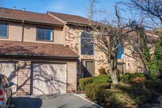 173 Castle Ridge Drive, East Hanover Twp., NJ 07936