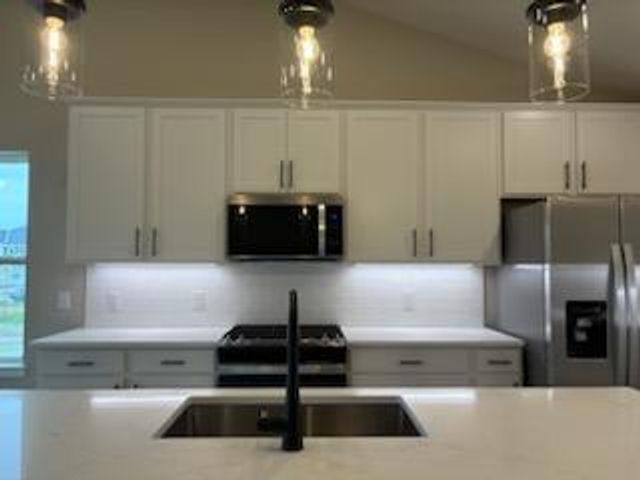 8799 63rd Street S, Cottage Grove, MN 55016