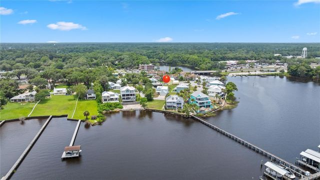 101 YACHT CLUB POINT, Green Cove Springs, FL 32043