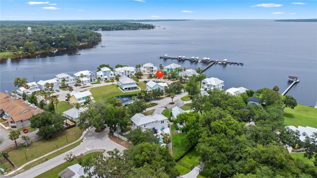 101 YACHT CLUB POINT, Green Cove Springs, FL 32043