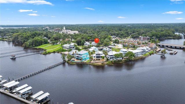 101 YACHT CLUB POINT, Green Cove Springs, FL 32043
