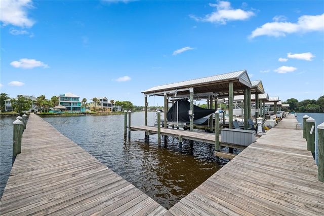 101 YACHT CLUB POINT, Green Cove Springs, FL 32043