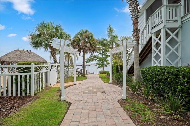 101 YACHT CLUB POINT, Green Cove Springs, FL 32043