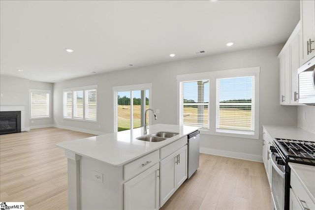 224 Abraham Way, Boiling Springs, SC 29316