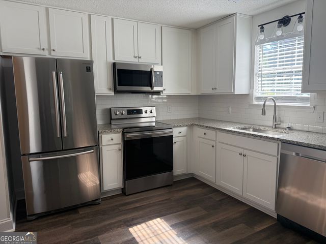 415 Jana Lane, Mcdonough, GA 30252