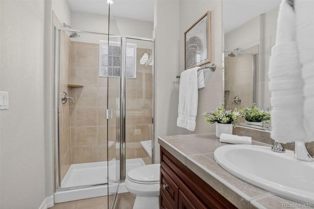 6568 S Blackhawk Way, Aurora, CO 80016