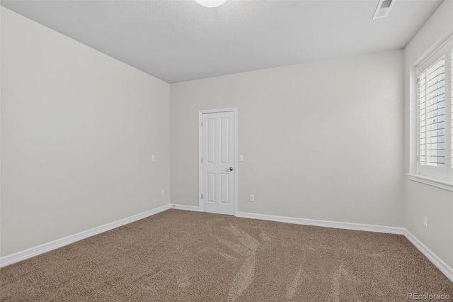 6568 S Blackhawk Way, Aurora, CO 80016