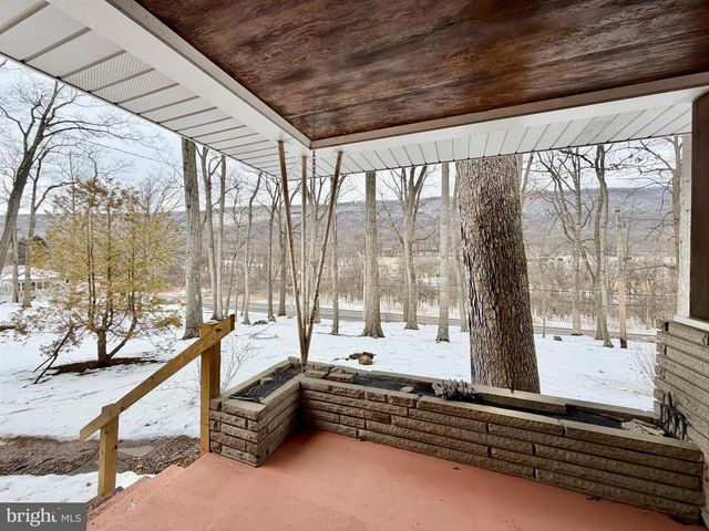 624 RAYSTOWN ROAD, Everett, PA 15537