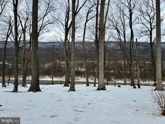 624 RAYSTOWN ROAD, Everett, PA 15537