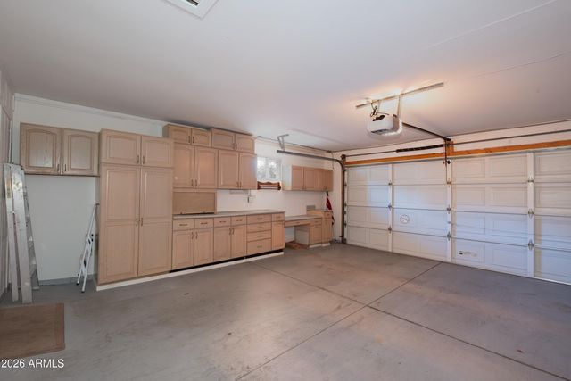 9631 W SPANISH MOSS Lane W, Sun City, AZ 85373