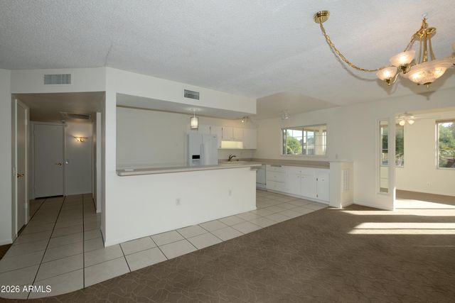 9631 W SPANISH MOSS Lane W, Sun City, AZ 85373