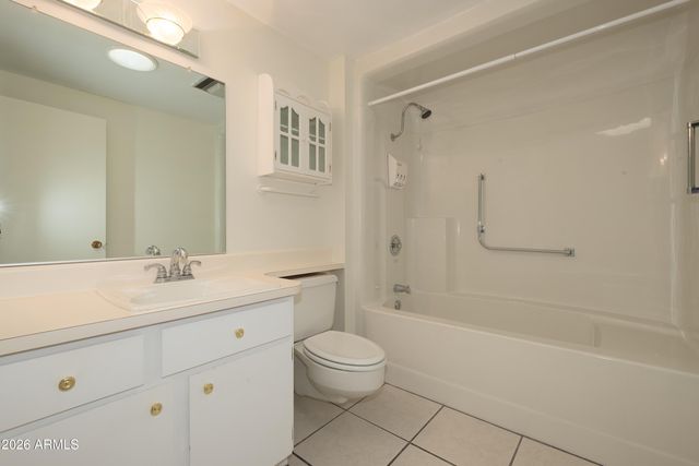 9631 W SPANISH MOSS Lane W, Sun City, AZ 85373