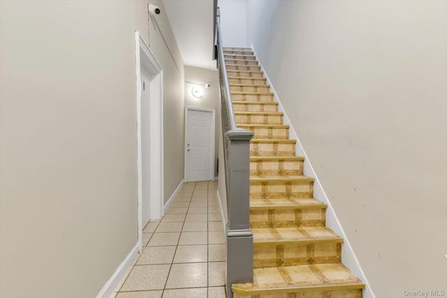 68-14 60th Street, Ridgewood, NY 11385