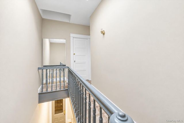 68-14 60th Street, Ridgewood, NY 11385