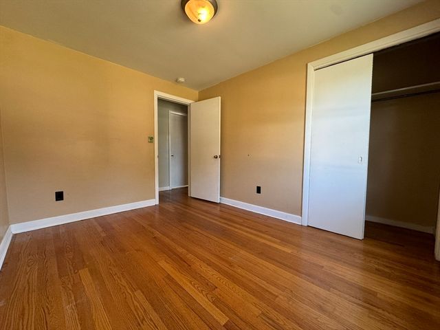 7 Gardner Ave, Attleboro, MA 02703