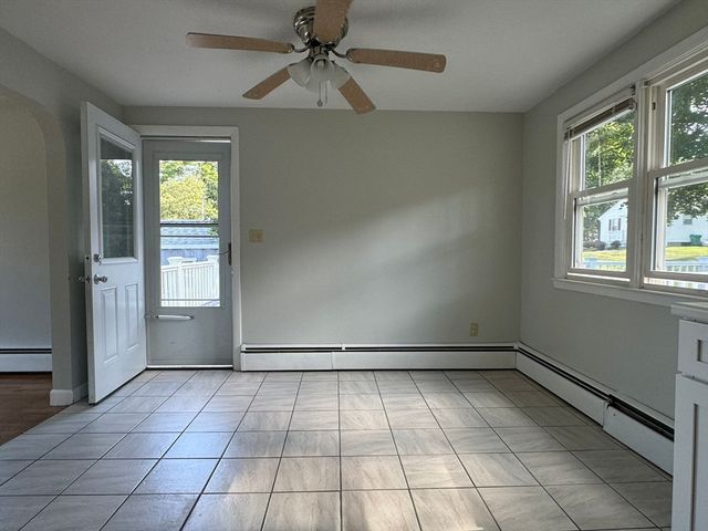 7 Gardner Ave, Attleboro, MA 02703