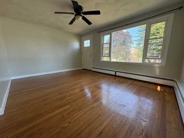 7 Gardner Ave, Attleboro, MA 02703