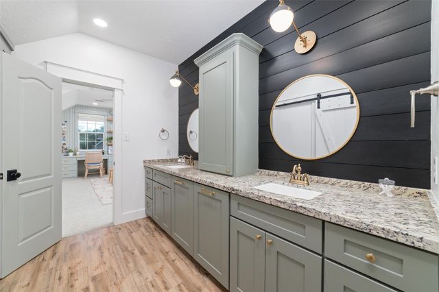 21110 Frey Lane, Tomball, TX 77377