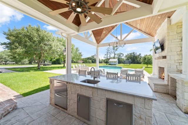 21110 Frey Lane, Tomball, TX 77377