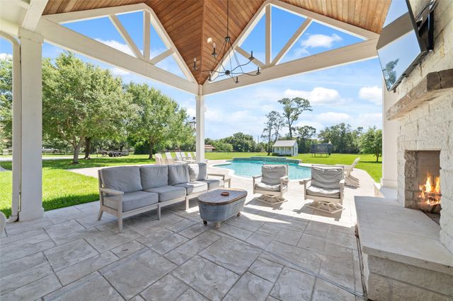 21110 Frey Lane, Tomball, TX 77377
