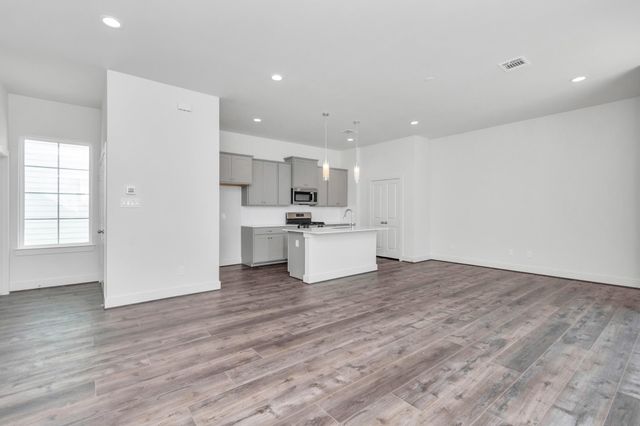 2007 Bauer Drive E, Houston, TX 77080