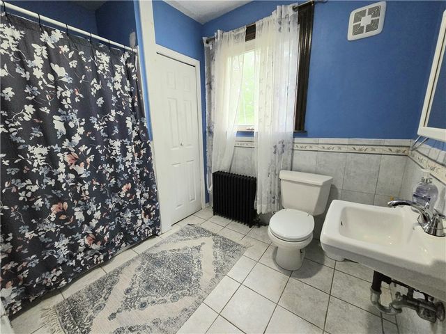 1844 Broad Street 2, Cranston, RI 02905