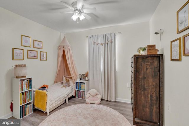 2431 ONYX RD, York, PA 17408