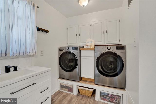 2431 ONYX RD, York, PA 17408