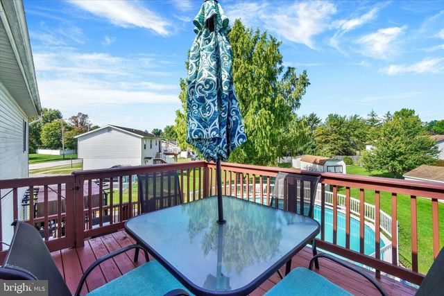 2431 ONYX RD, York, PA 17408