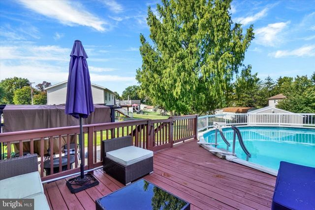 2431 ONYX RD, York, PA 17408