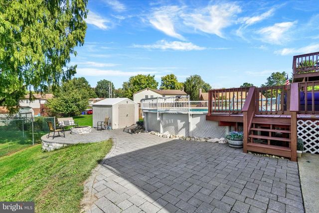 2431 ONYX RD, York, PA 17408