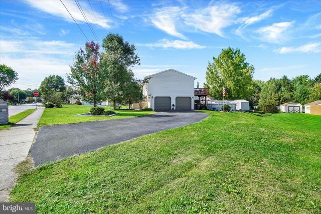 2431 ONYX RD, York, PA 17408
