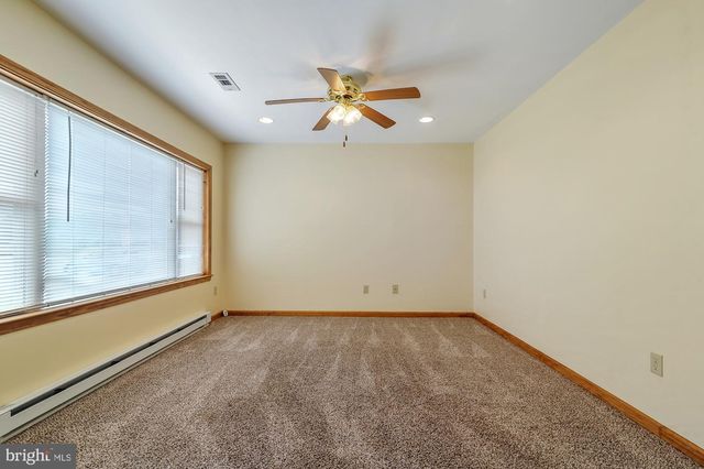 2272 FORREST AVE, Dover, DE 19904