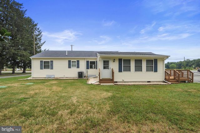 2272 FORREST AVE, Dover, DE 19904