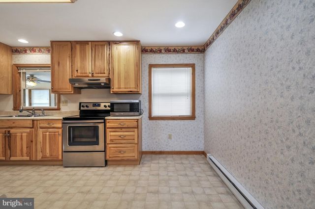 2272 FORREST AVE, Dover, DE 19904