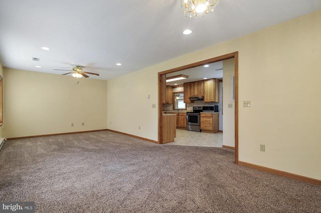 2272 FORREST AVE, Dover, DE 19904