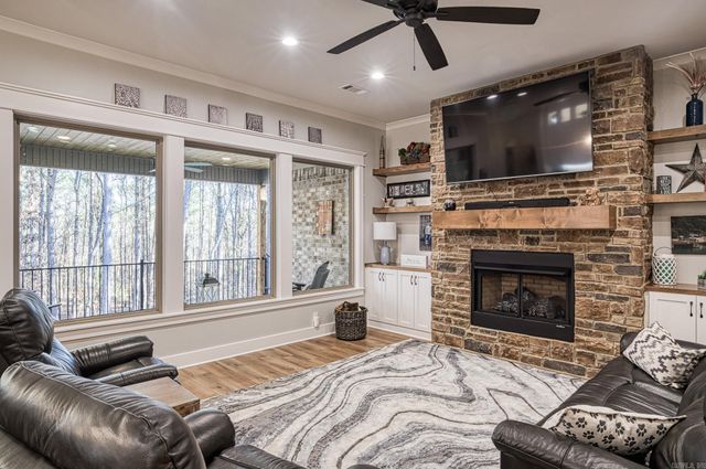 87 Elcano Drive, Hot Springs Village, AR 71909