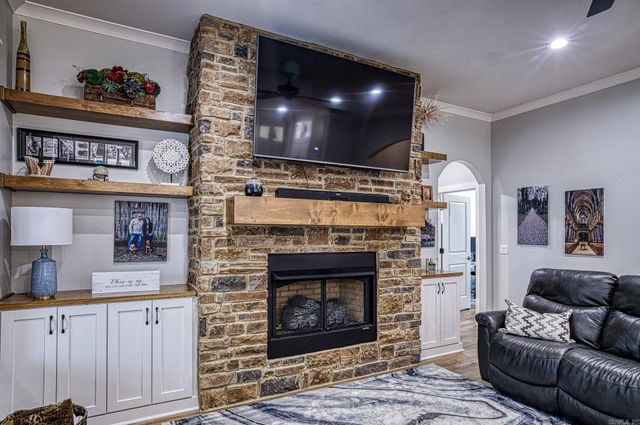 87 Elcano Drive, Hot Springs Village, AR 71909