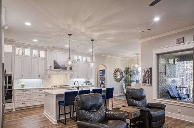 87 Elcano Drive, Hot Springs Village, AR 71909