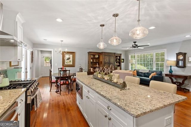 3662 Twin Oaks Drive SE, Smyrna, GA 30080