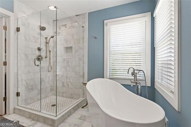 3662 Twin Oaks Drive SE, Smyrna, GA 30080