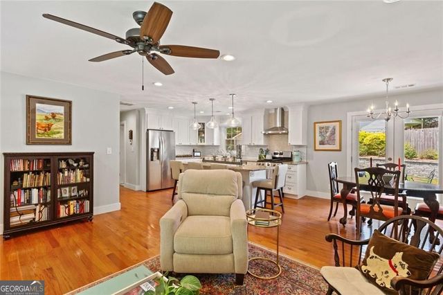 3662 Twin Oaks Drive SE, Smyrna, GA 30080