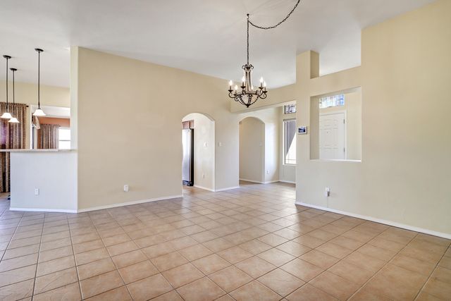 861 Loma Pinon Loop NE, Rio Rancho, NM 87144