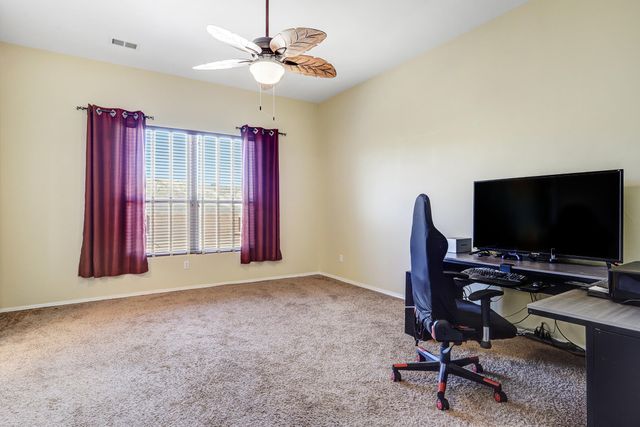 861 Loma Pinon Loop NE, Rio Rancho, NM 87144