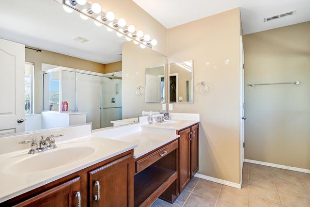 861 Loma Pinon Loop NE, Rio Rancho, NM 87144