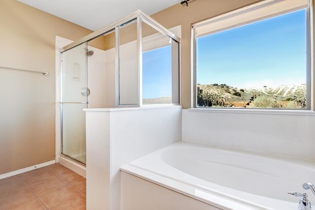 861 Loma Pinon Loop NE, Rio Rancho, NM 87144