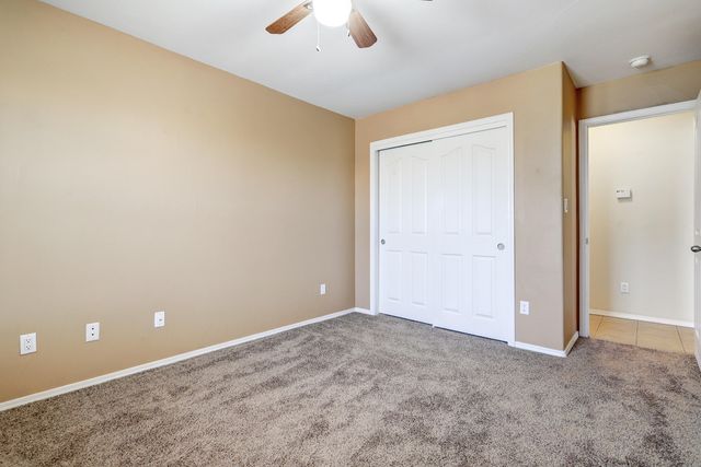 861 Loma Pinon Loop NE, Rio Rancho, NM 87144