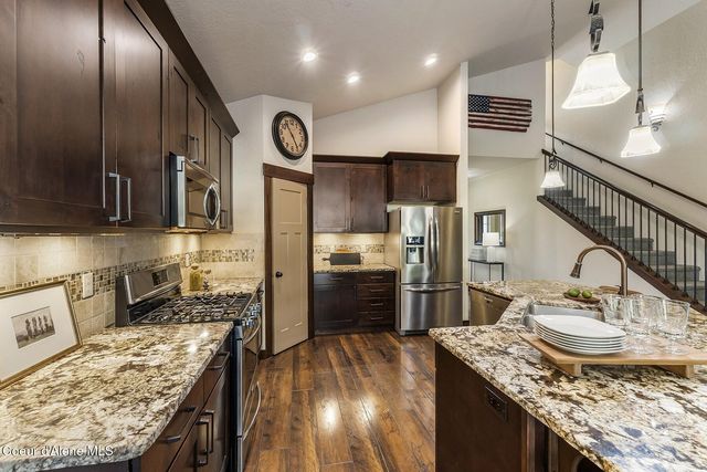 13288 N Glistening Ct, Rathdrum, ID 83858