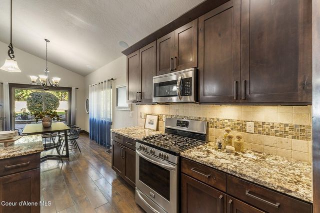 13288 N Glistening Ct, Rathdrum, ID 83858